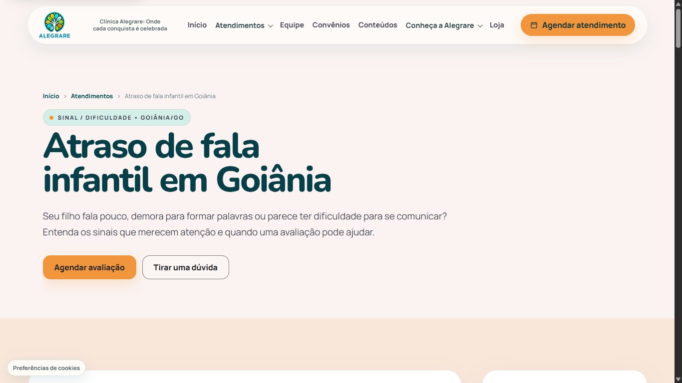 Página sobre atraso de fala infantil em Goiânia da Clínica Alegrare com orientação e chamadas para avaliação ou dúvida